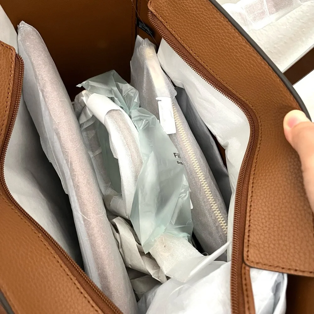 Michael Kors Maisie Large Pebbled Leather 3-in-1 Tote Bag - Picture 8 of 9